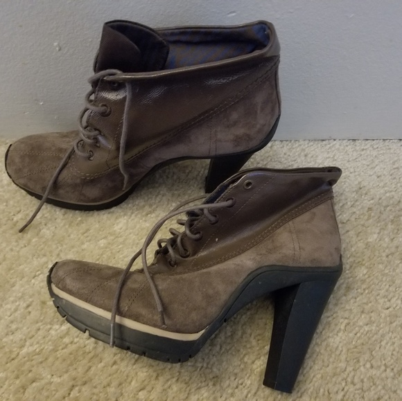 DKNY RAIN BOOTIES - Picture 3 of 5
